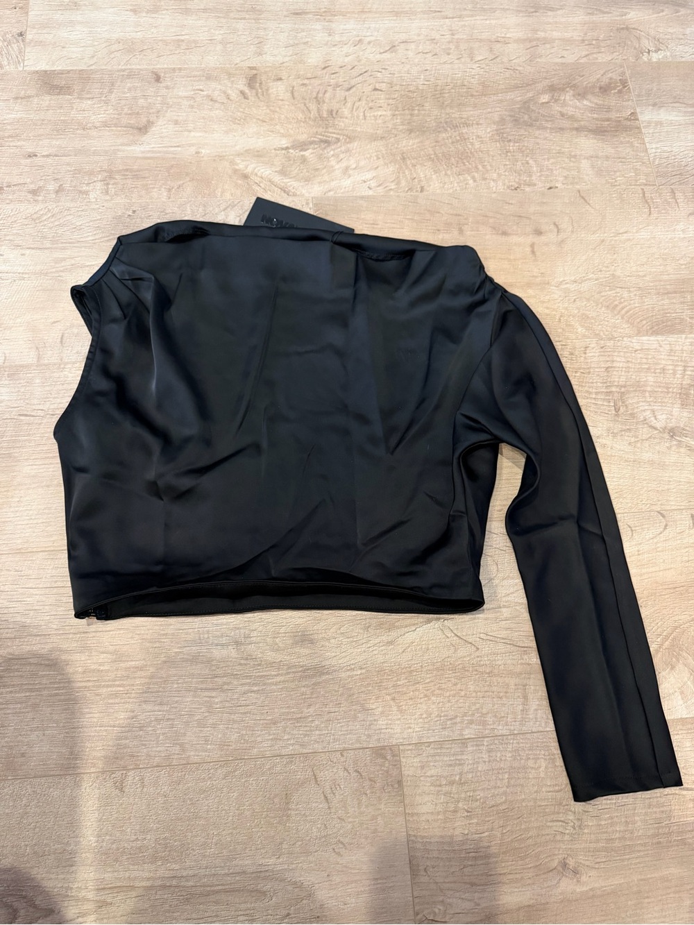Fashion Nova Black One-Shoulder Crop Top